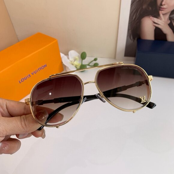 Louis Vuitton Women\'s Sunglasses
